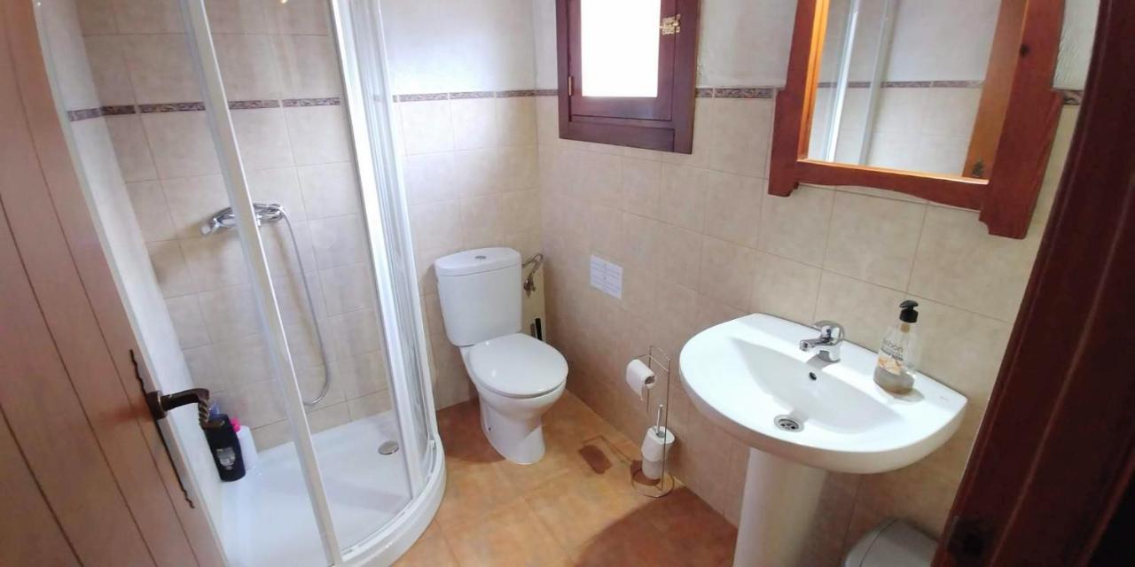 Casa Rubi Zafiro Lagunazo Parque Natural Del Rio Mundo Chalet